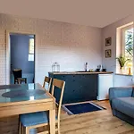 Willa Wiktoria W Rozewiu - Apartamenty Z Aneksem Kuchennym , Sniadanie W Cenie 3*